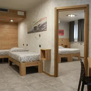 Otel Bed & , Corte Rossa -1 Min Walk To Bernina Express, Tirano
